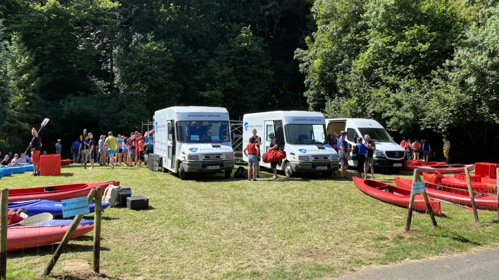 Treffpunkt vor der KP-Station, Heimbach